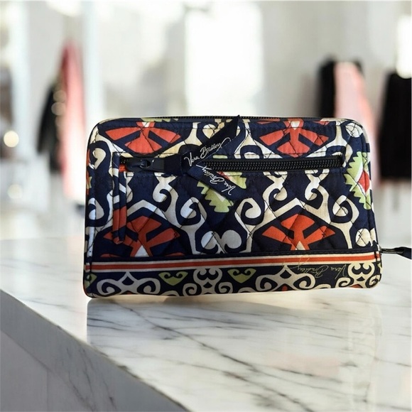 Vera Bradley RFID Zip Turnlock Wallet - Picture 2 of 5